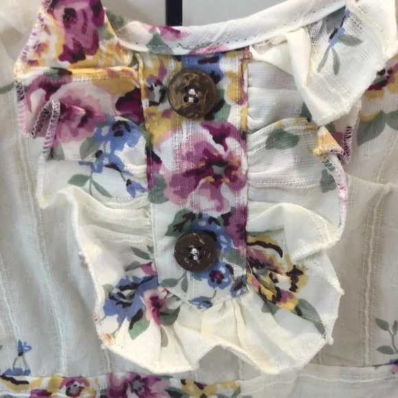 EUC Charlotte Russe Cream Flower Dress - Picture 3 of 6